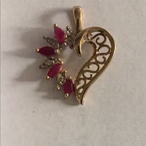 14 k gold heart.